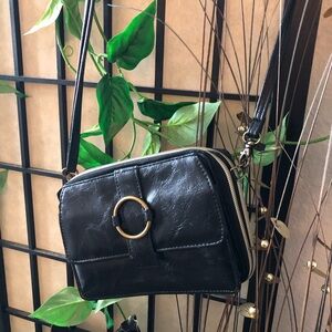 Elegant Black Leather Crossbody Bag